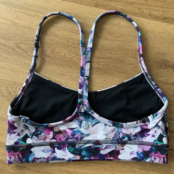 Lulu sports bra — flower decorating - Picture 2 of 2